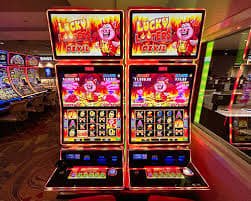 Super Sic Bo live studio with three dice and betting grid